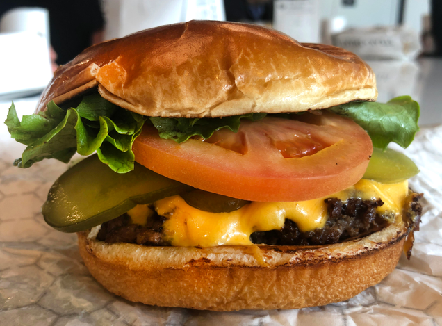 Illustration for article titled Every Steak 'n Shake burger, ranked